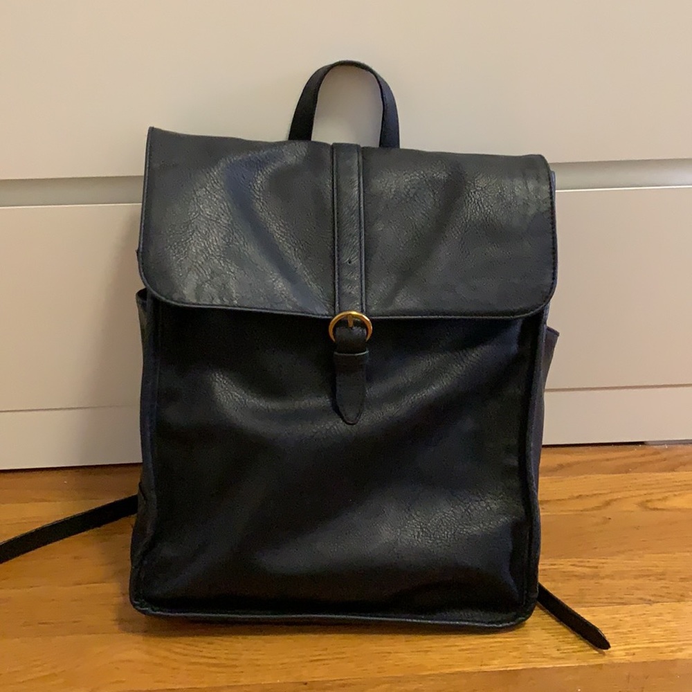 Vintage Look Universal Thread Large Black Square Backpack